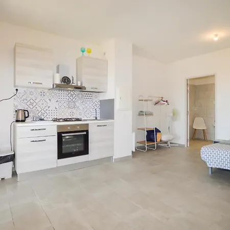 Daire Beautiful In With Kitchen Piana (Corsica)